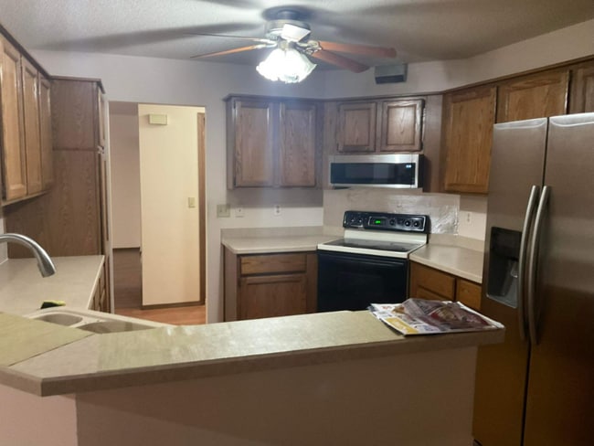 Building Photo - 3621 Inwood Ct