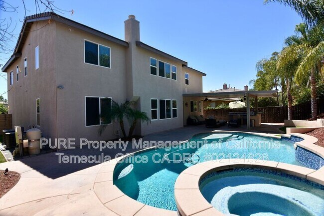 Building Photo - 31824 Via Del Paso