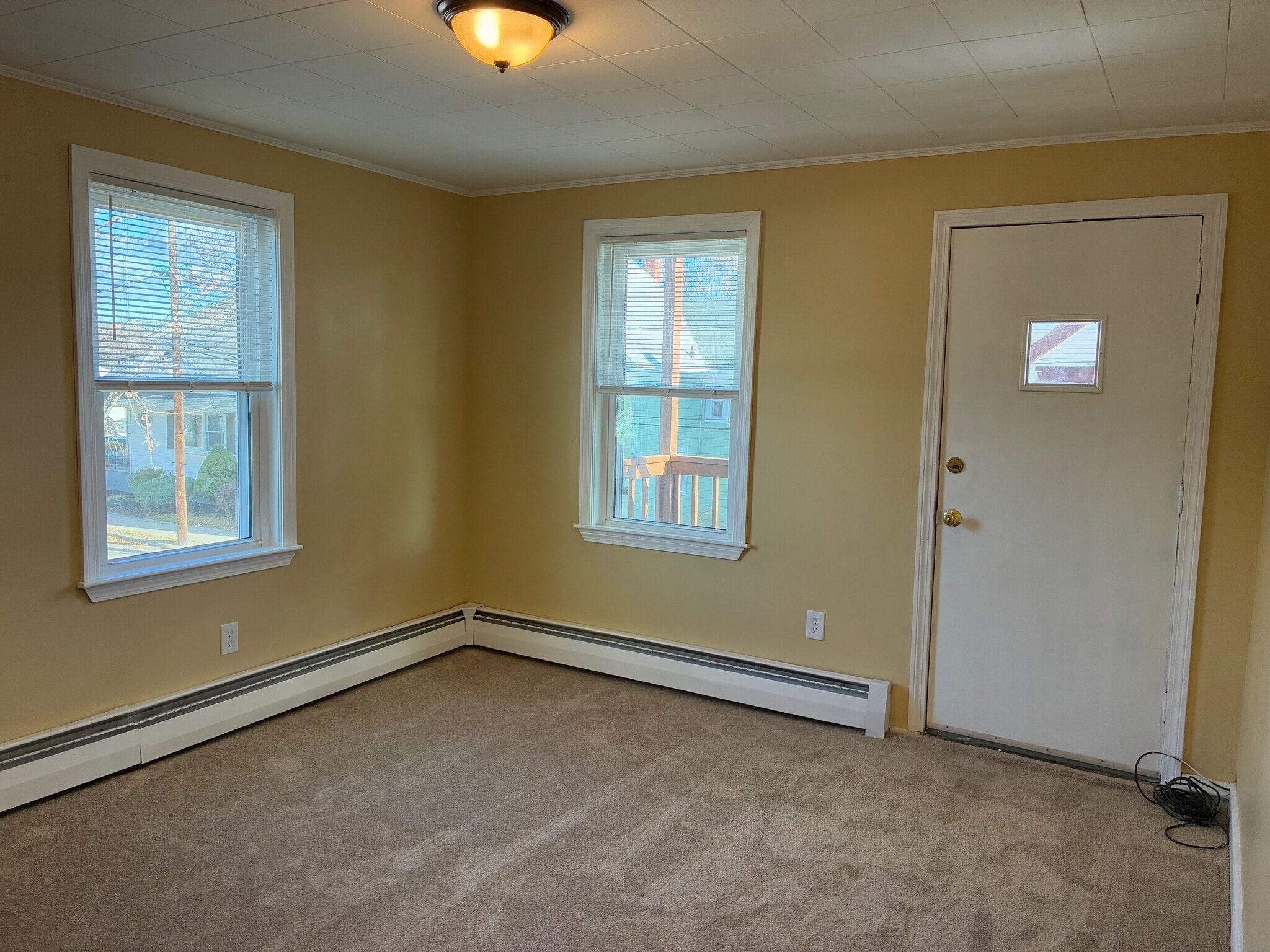 Building Photo - 9 Proctor St