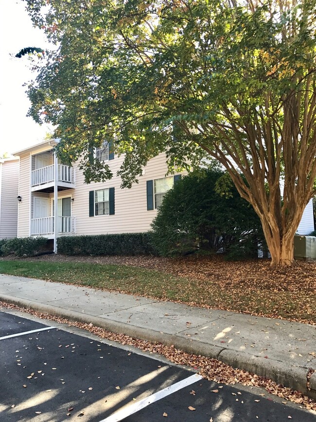 Primary Photo - Adorable 2 bedroom 1 bath condominium