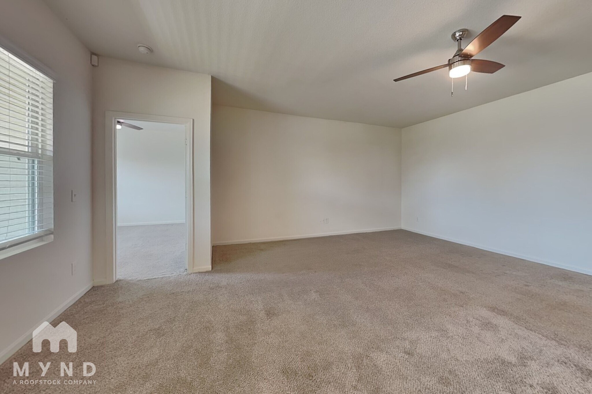 Building Photo - 1044 Banyon Tree Ln