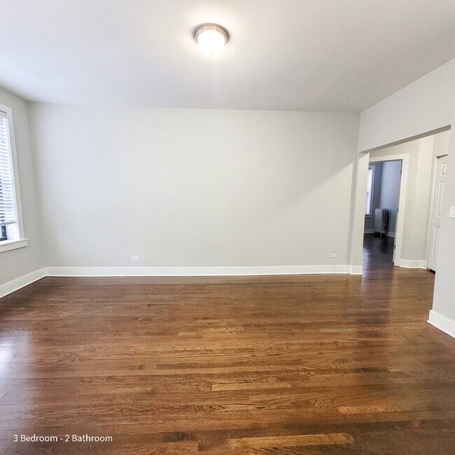 Building Photo - 5537 S Everett Ave