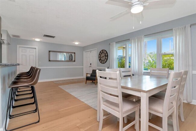 Building Photo - 4712 114th St N