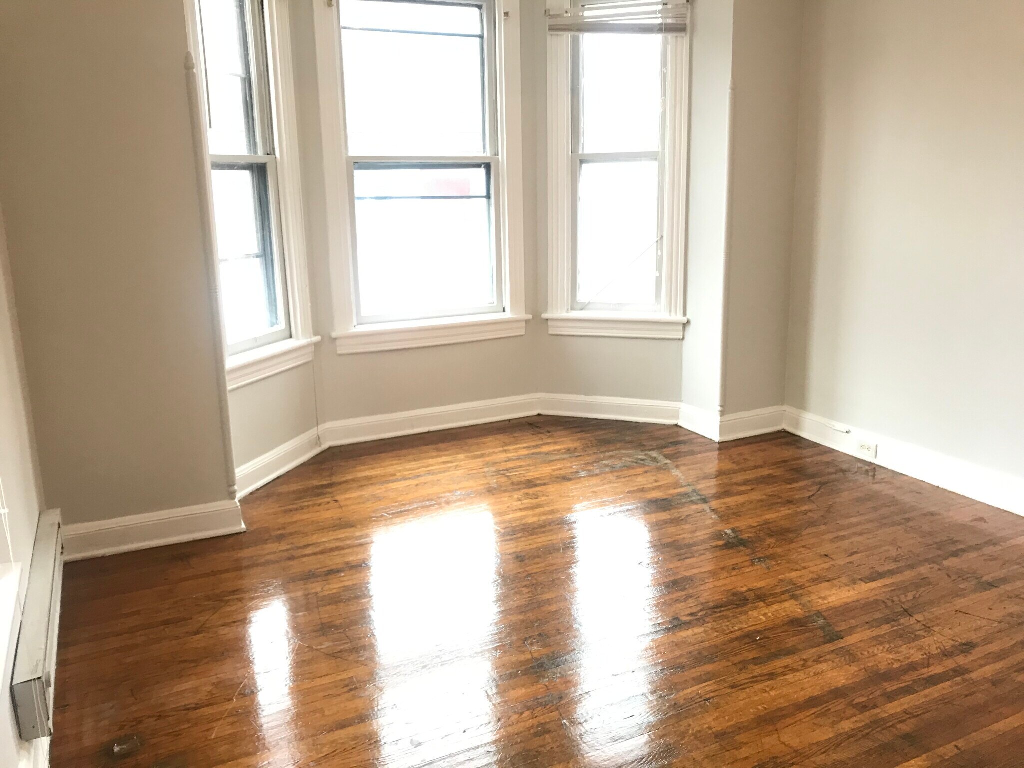 Building Photo - 25 S Locust St