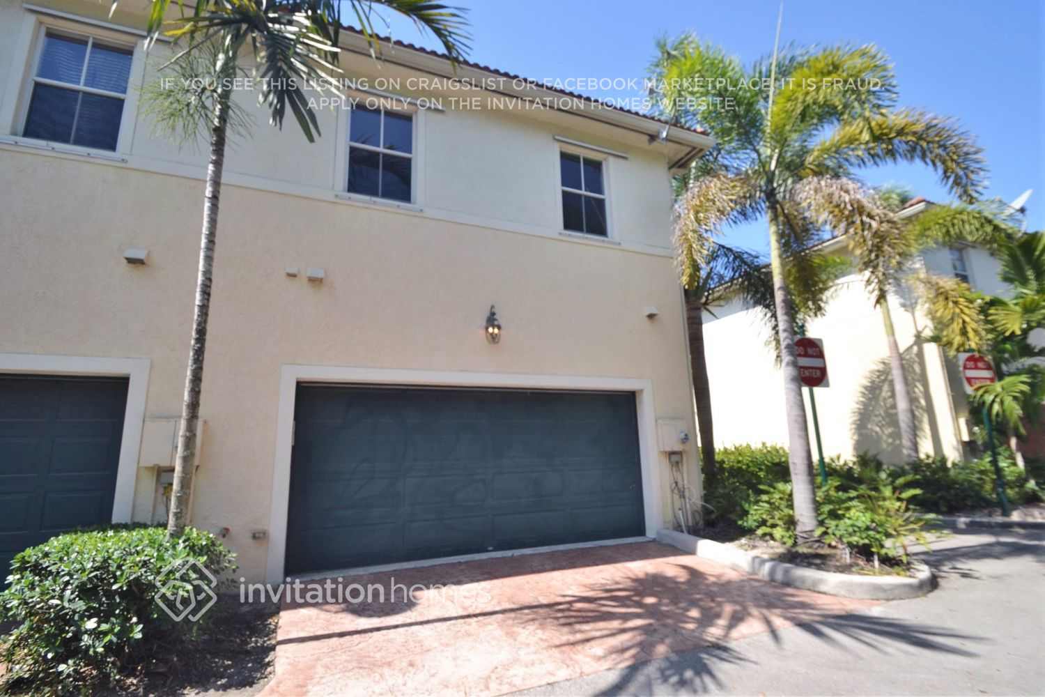 Building Photo - 2465 SW 99th Way