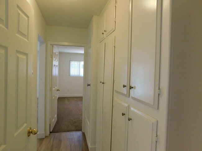 Building Photo - 7062 Heil Ave