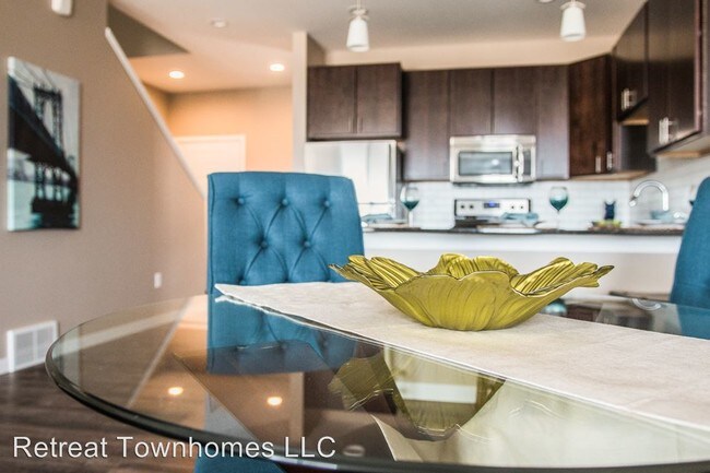 Building Photo - 4977 30th Ave S