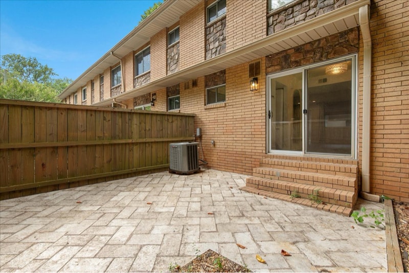 Building Photo - 100 Biscayne Dr NW