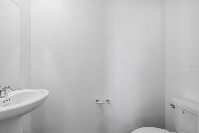 Building Photo - 1573 Plank Pl