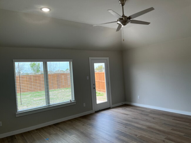 Building Photo - 112 Huckleberry Rd