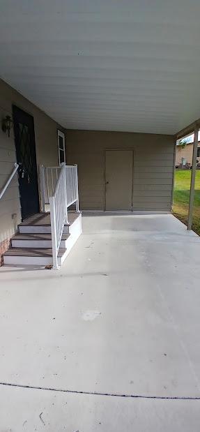 Building Photo - 1725 Hilton Head Blvd