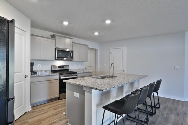 Building Photo - 5904 Annaberg Dr