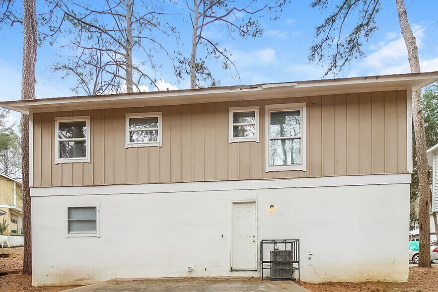 Building Photo - 2606 Northbrook Rd