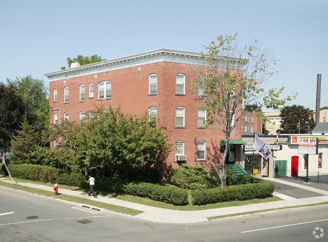 Building Photo - 755-759 Maple Ave