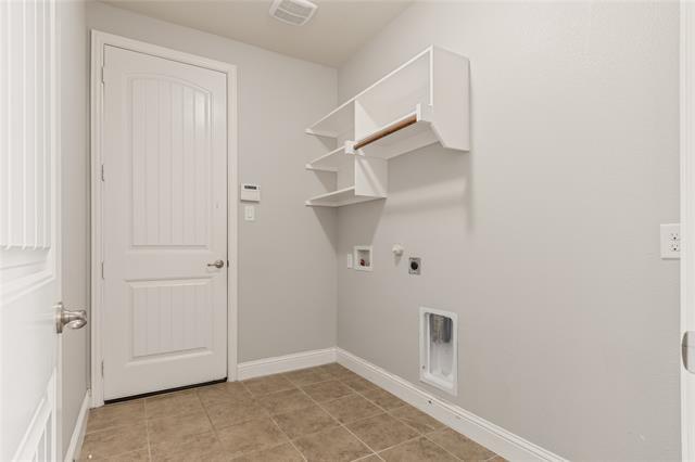 Building Photo - 1104 Bentley Drive