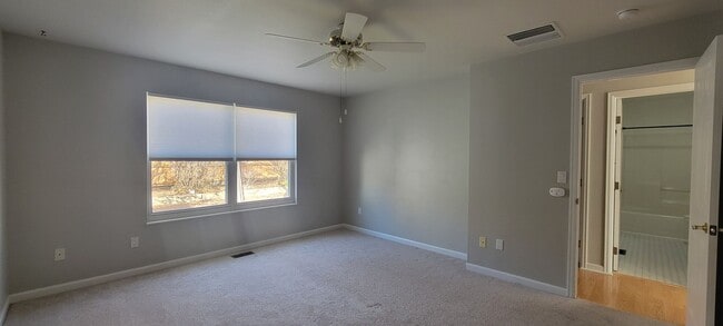 Building Photo - 2213 Twinflower W