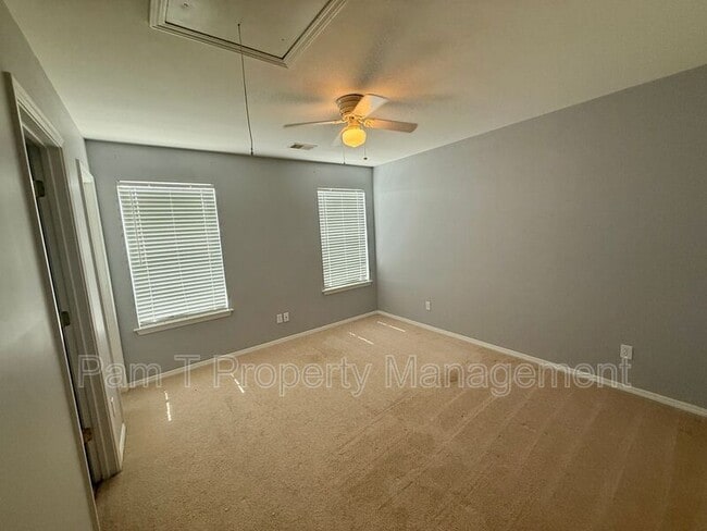 Building Photo - 37 Timber Crest Ct