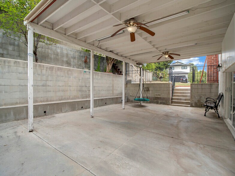Building Photo - 10601 Kurt St