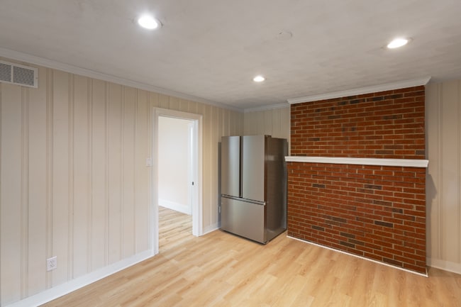 Building Photo - 11439 Scotland Ln