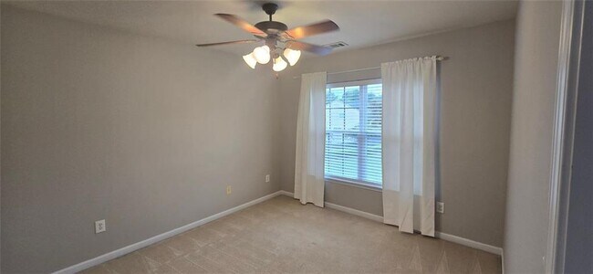 Building Photo - 326 Tuggle Ct