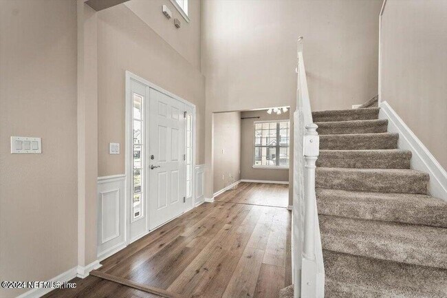 Building Photo - 6332 Autumn Berry Cir