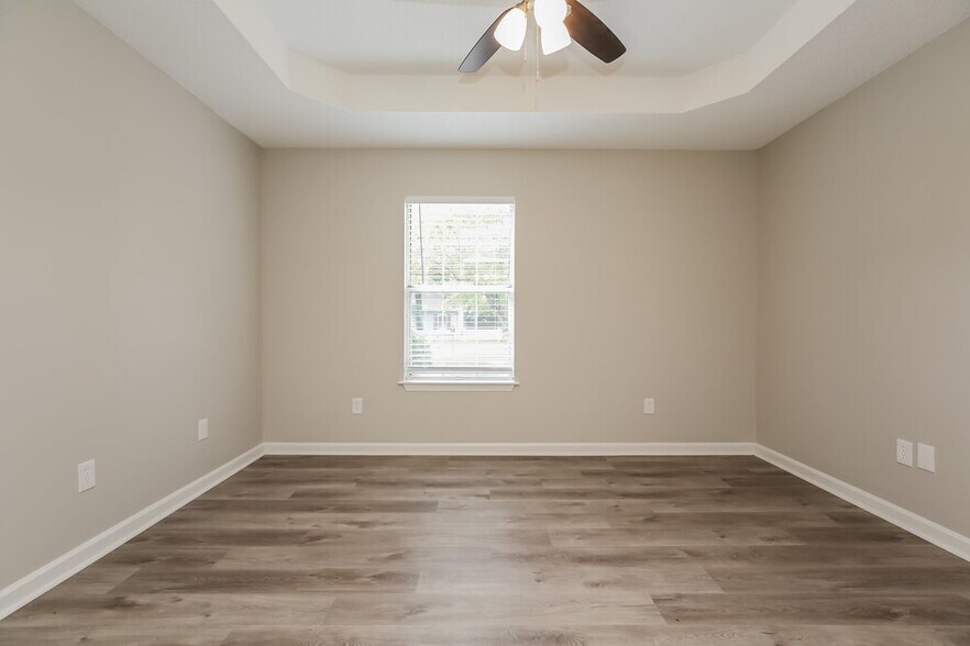 Building Photo - 108 Riverwood Dr