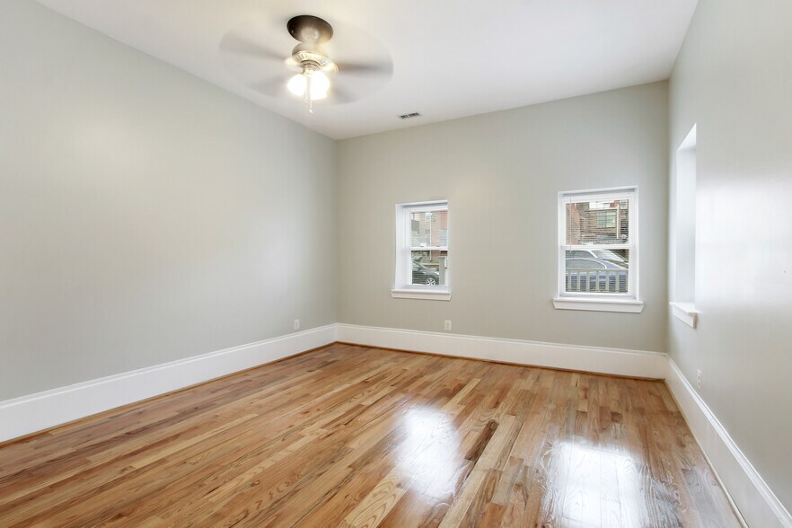 Master Bedroom-1 - 836 Park Ave