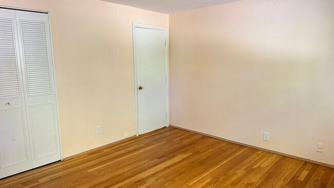 Building Photo - 357 Faneuil St