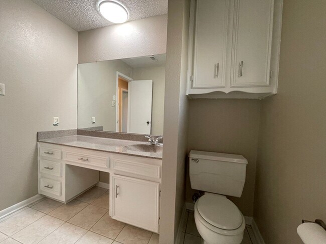 Building Photo - 4508 Mill Pond Ct