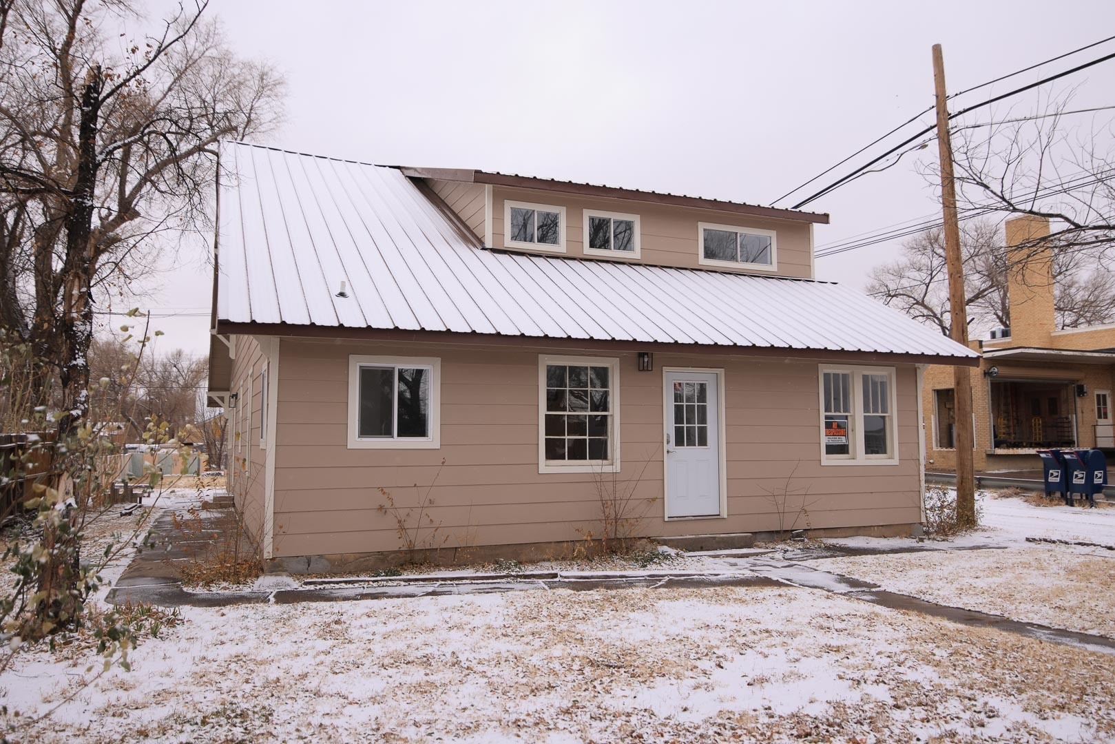 Building Photo - 635 Elm Ave