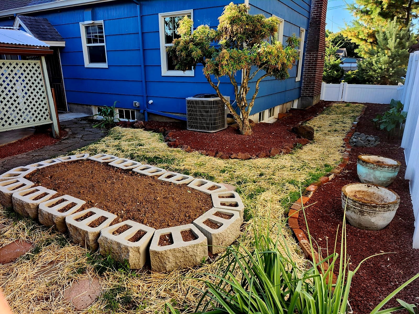 Building Photo - 6613 N Amherst St