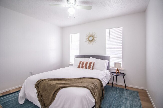 Building Photo - 3 bedroom 2 bathroom in Frenship!