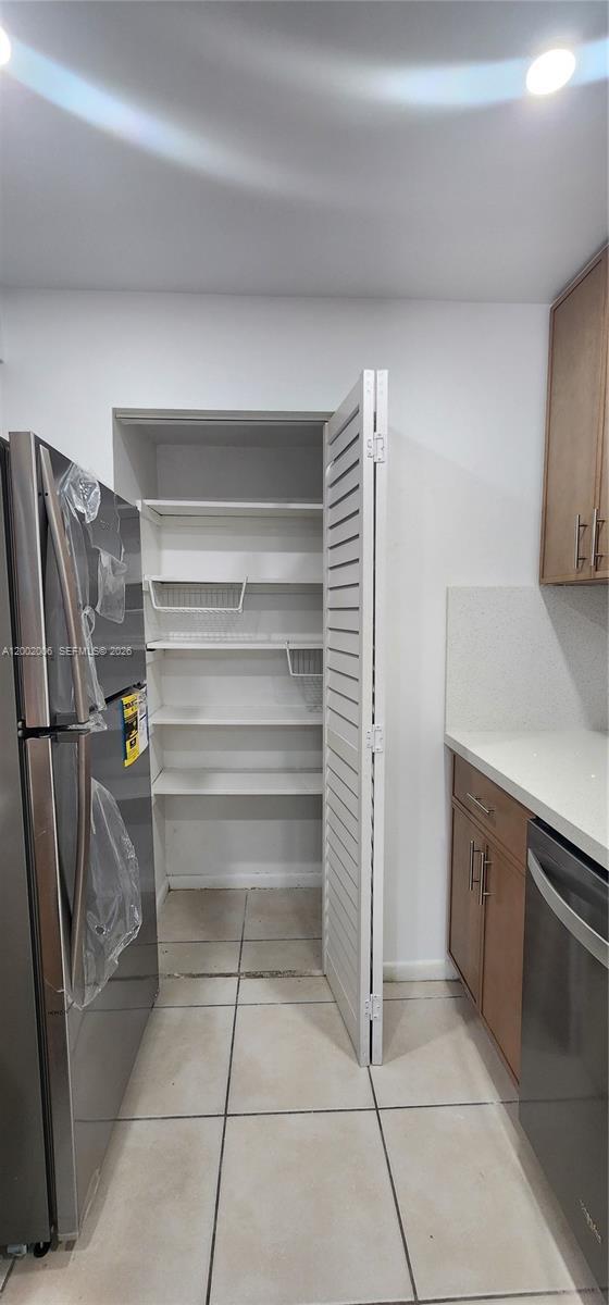 Building Photo - 500 NE 2nd St