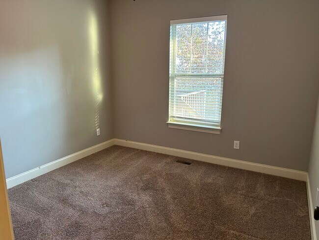Building Photo - 1166 Stone Gate Cir NW