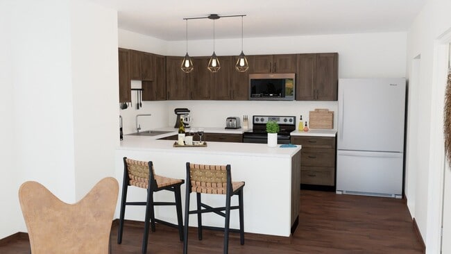 Building Photo - Minutes from Burlington, Miles From Ordina...