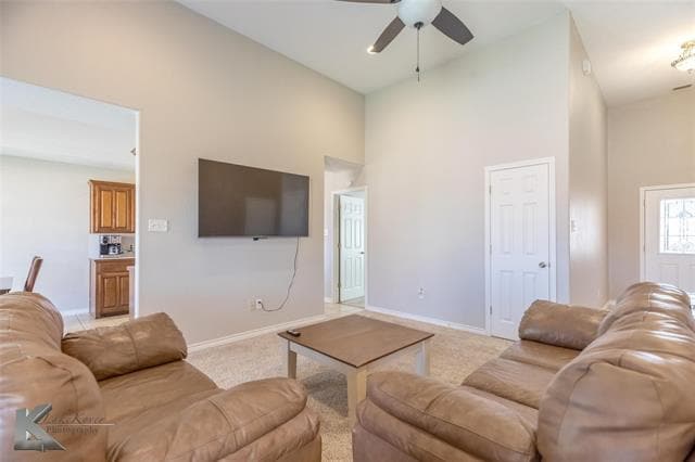 Building Photo - 6670 Picadilly St