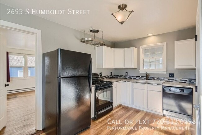 Building Photo - 2695 S Humboldt St