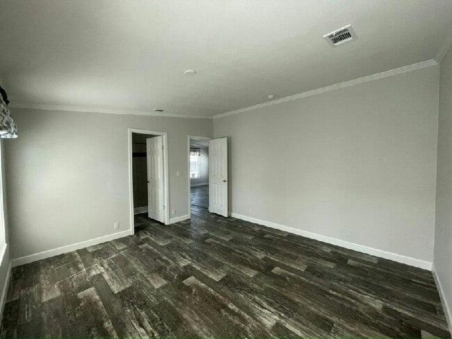 Building Photo - 116 Highland Dr
