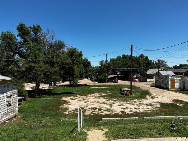 Building Photo - 2022 9th Ave