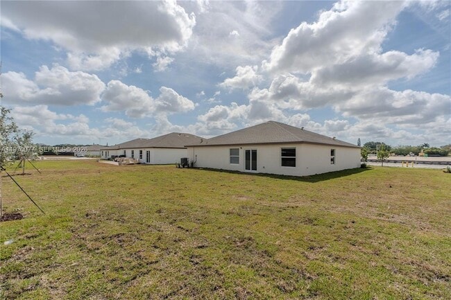 Building Photo - 17431 286th St