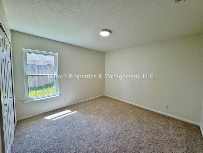 Building Photo - Beautiful 4 Bedroom / 2 Bathroom Harbor Winds Home w/ Solar Panels