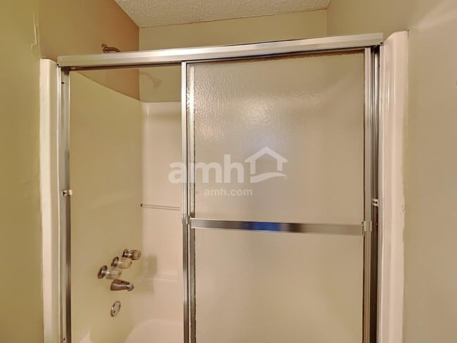 Building Photo - 3032 Crystal Gate Pl