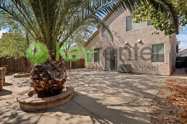 Building Photo - 7956 Robinson Dr