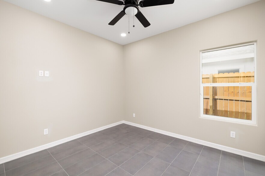 Building Photo - 3505 Frio Ave