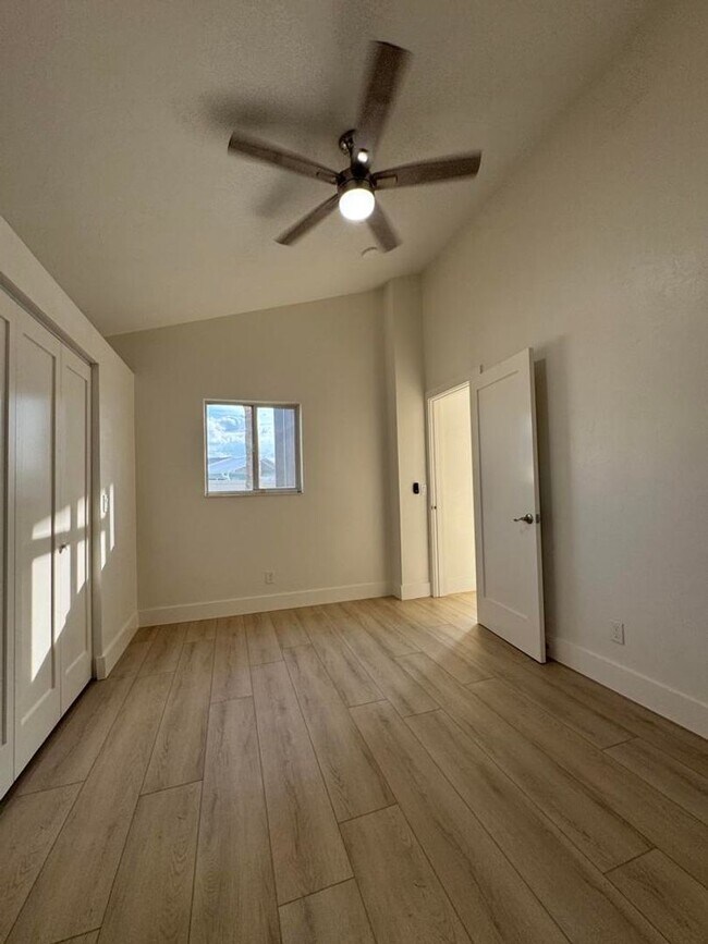 Building Photo - 2/2 plus Bonus Room in Ormond By the Sea