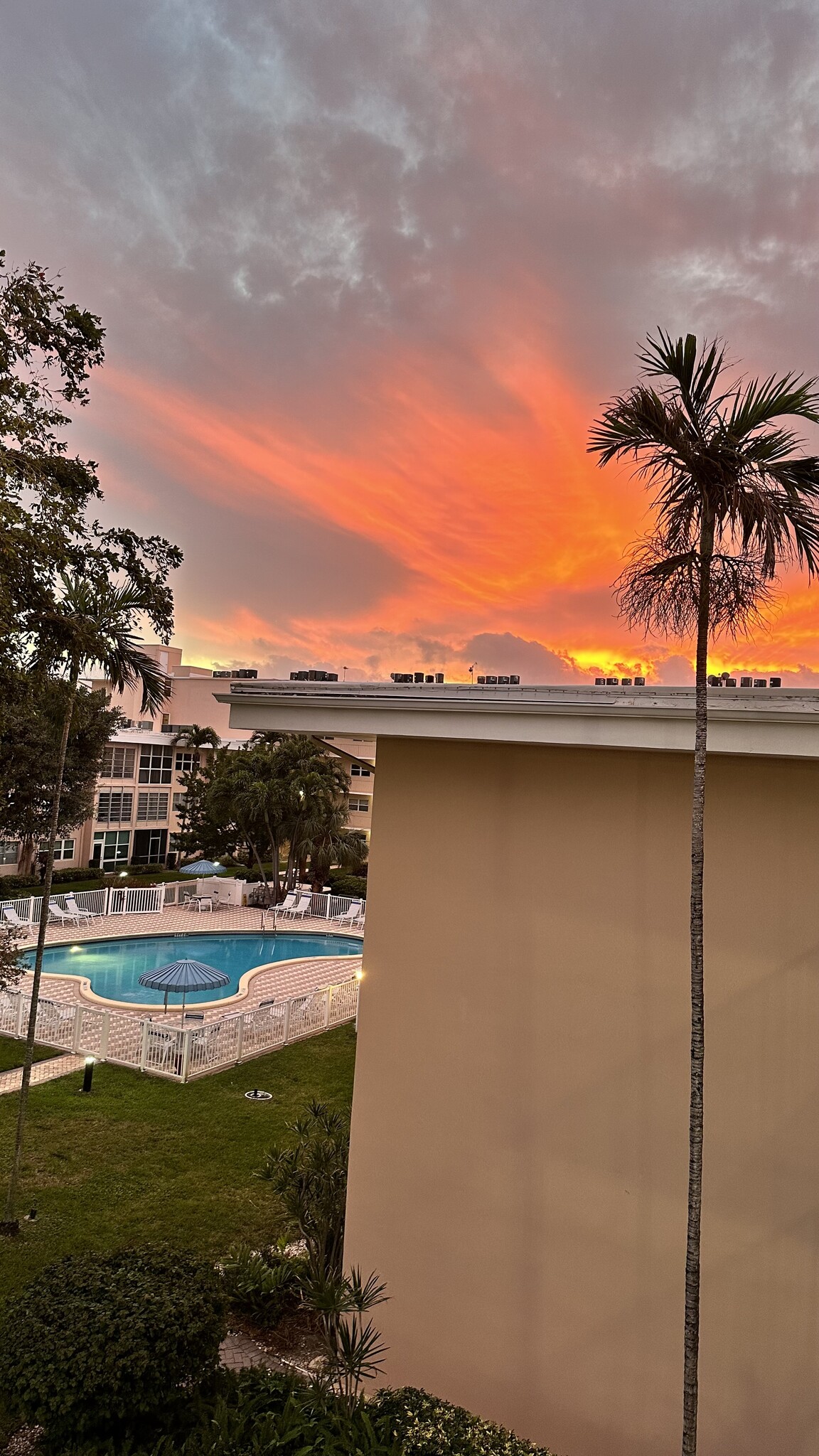 Building Photo - 1481 S Ocean Blvd