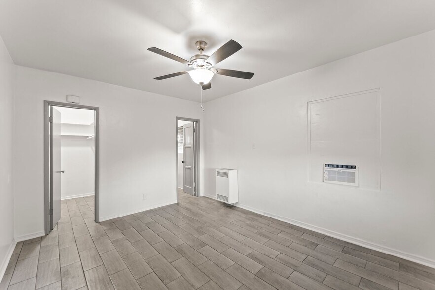 Building Photo - 10639 Fitzroy Ave