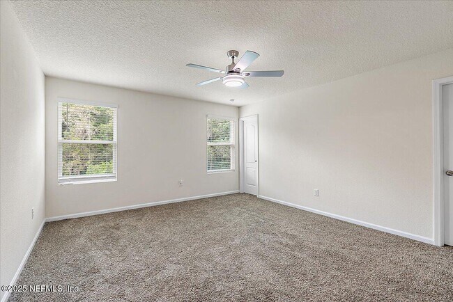 Building Photo - 187 Logrono Ct
