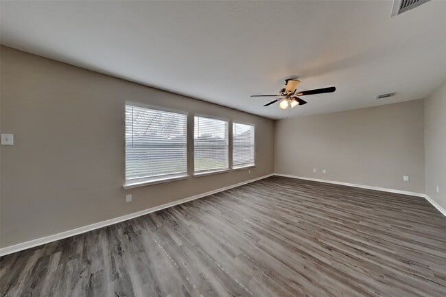 Building Photo - 3411 Dorsey Ln