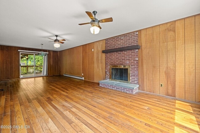 Building Photo - 37 Windsor Ln